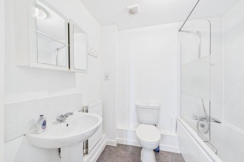 2 bedroom flat for sale, Capital Point, Temple Place, Reading, Berkshire, RG1