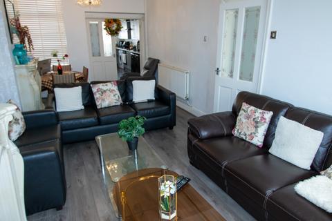 3 bedroom end of terrace house for sale, Clare Road, Bootle L20