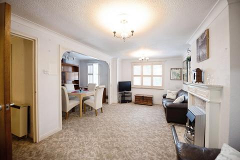 1 bedroom apartment for sale, Cromwell Lodge, Barking IG11
