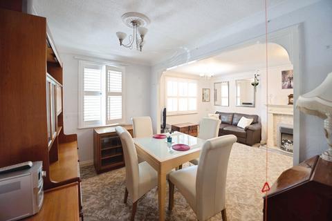 1 bedroom apartment for sale, Cromwell Lodge, Barking IG11