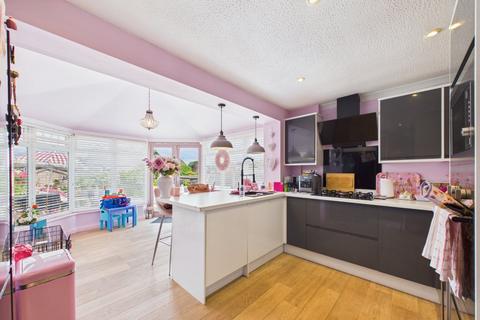 2 bedroom end of terrace house for sale, Wargrove Drive, Sandhurst, Berkshire, GU47