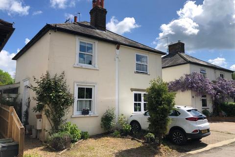 WORPLE ROAD, SOUTH LEATHERHEAD KT22