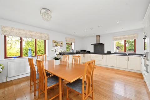 3 bedroom detached bungalow for sale, Cholesbury Road, Wigginton, Tring