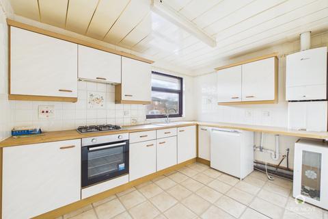 2 bedroom flat for sale, Apt 128 Coltsfoot Gardens, Gateshead, Tyne and Wear NE10 9RF