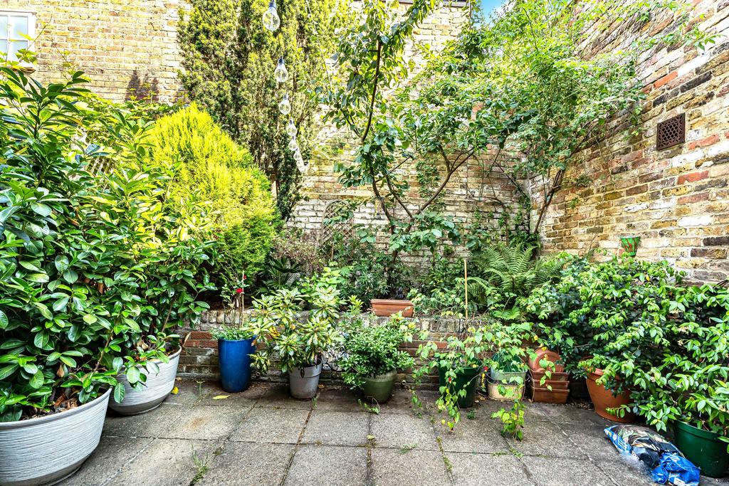 Courtyard, garden