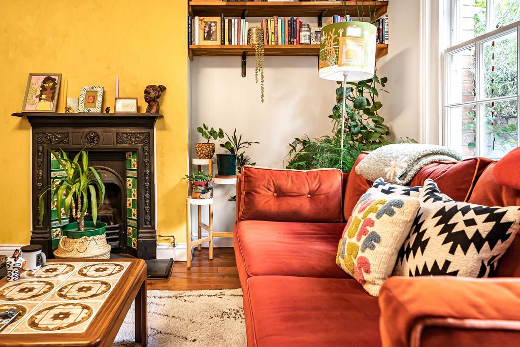 Living room, fireplace