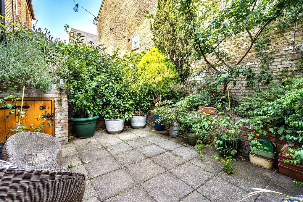 Courtyard, garden