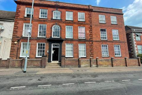 2 bed flat/apartment for rent in King Street, GREAT YARMOUTH
