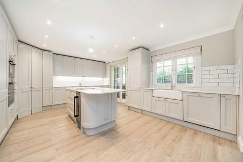 undefined, Goldcrest Mews, London W5
