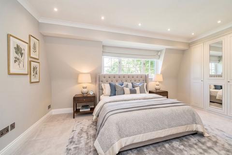 undefined, Goldcrest Mews, London W5