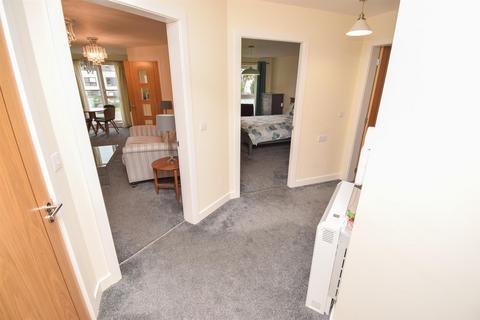 2 bedroom retirement property for sale, 19 Oakwood Court, Inverness