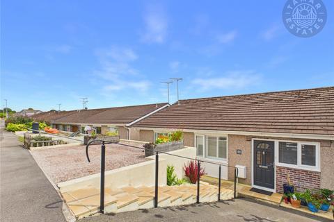 2 bedroom bungalow for sale, | IMMACULATELY PRESENTED | 980 SQ. FT. | 31' KITCHEN/DINING ROOM |