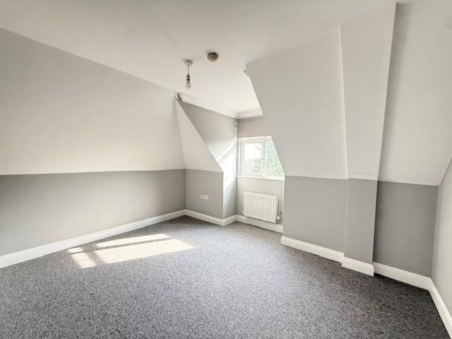 Apartment in Christchurch, Southbourne, Bournemouth - View 6
