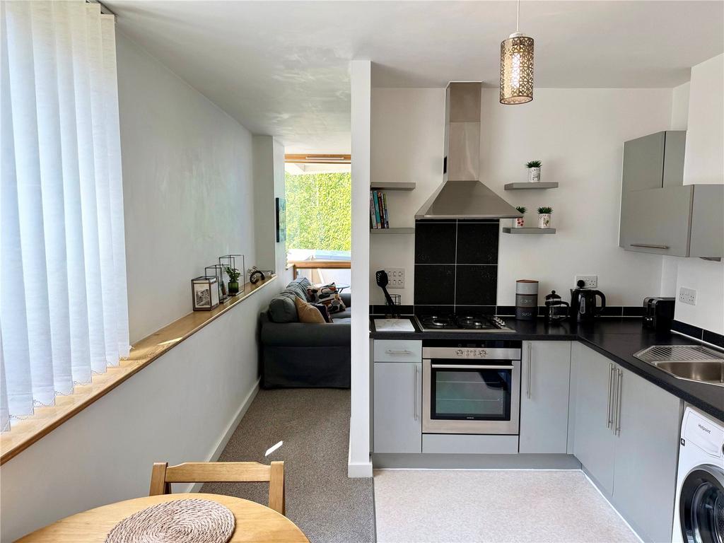 Waverley House, Bristol, BS1 - More