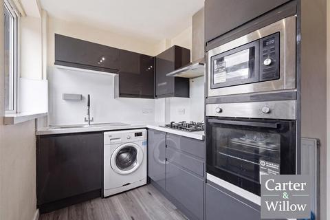 3 bedroom terraced house for sale, Goresbrook Road, Dagenham, Essex