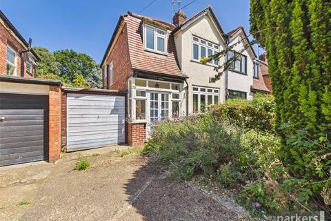 Shepherds House Lane, Reading RG6