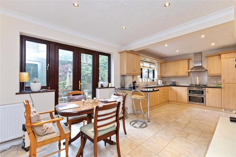4 bedroom detached house for sale, Tower Road, Surrey GU26