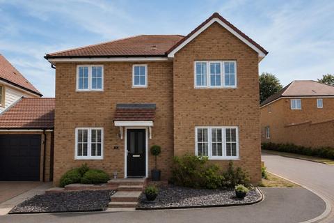 4 bedroom detached house for sale, Abrahams Drive, Buntingford