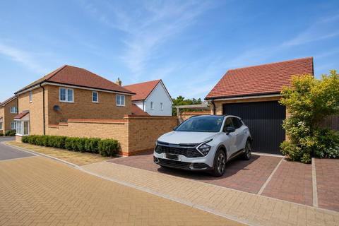 4 bedroom detached house for sale, Abrahams Drive, Buntingford