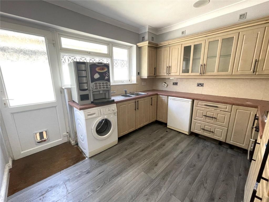 House in Bear Cross, Bearwood, Poole - View 6