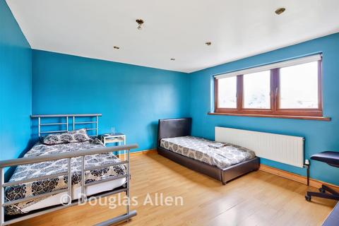 Wellesley Road, Ilford IG1