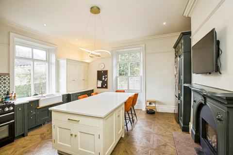4 bedroom end of terrace house to rent, Ewood Court, Hebden Bridge HX7