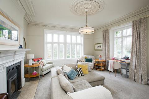 4 bedroom end of terrace house to rent, Ewood Court, Hebden Bridge HX7