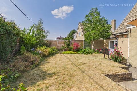 3 bedroom bungalow for sale, Spencer Drive, Royston SG8