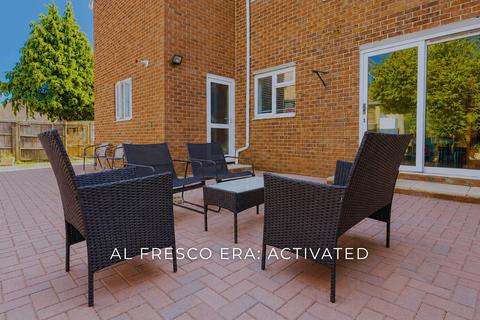 5 bedroom semi-detached house for sale, Thames Avenue, Swindon SN25