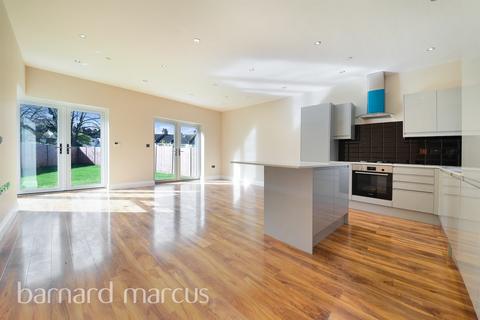 3 bedroom detached bungalow for sale, Hythe Road, Thornton Heath