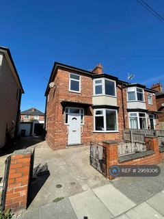 3 bed semi-detached house for rent in Park Lane, Darlington, DL1
