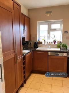 2 bedroom flat to rent, Linksview, London, N2