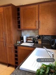 2 bedroom flat to rent, Linksview, London, N2