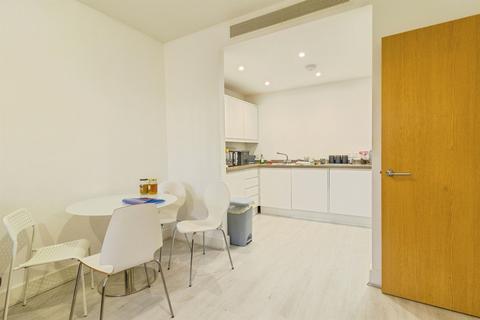 2 bedroom apartment for sale, Avebury Boulevard, Milton Keynes
