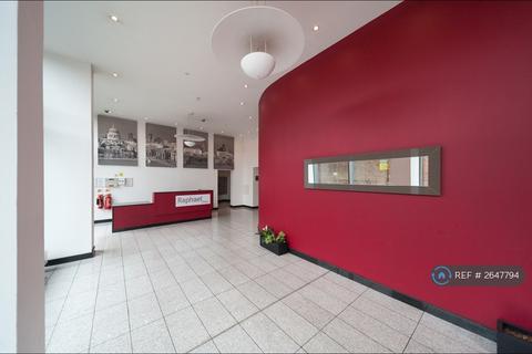 2 bedroom flat to rent, High Road, Ilford, IG1