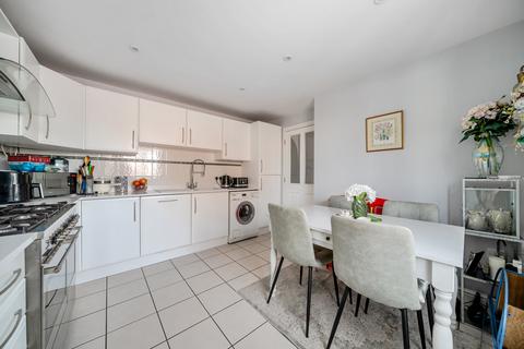 undefined, Wallis Gardens, Newbury, RG14