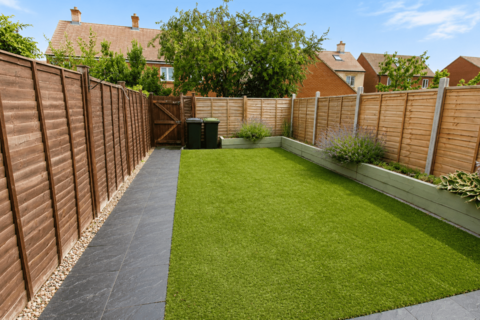 4 bedroom terraced house for sale, Tansy Avenue, Stotfold, Hitchin, SG5