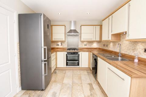 4 bedroom terraced house for sale, Tansy Avenue, Stotfold, Hitchin, SG5