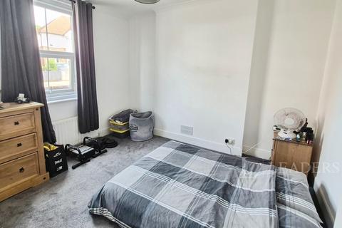 2 bedroom terraced house for sale, Gordon Road, Fareham, Hampshire