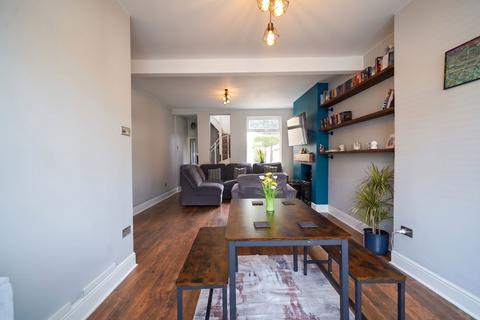 2 bedroom end of terrace house for sale, Castle Lane, Solihull
