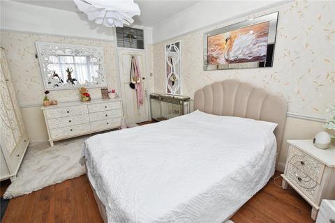 2 bedroom bungalow for sale, Francis Avenue, Bexleyheath, DA7