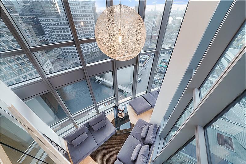 Apartment in London, Canary Wharf - View 4
