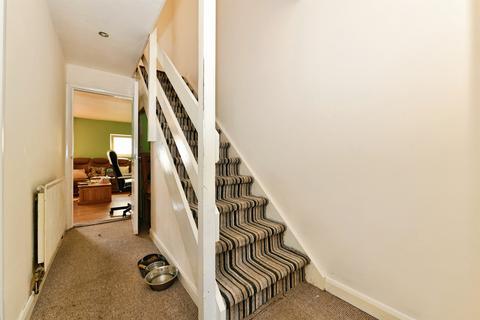3 bedroom end of terrace house for sale, Ogilvie Square, Calne