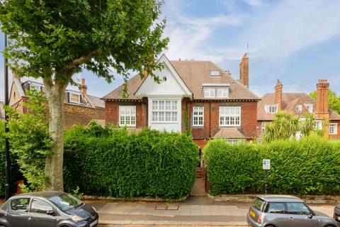 Eton Avenue, London NW3