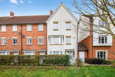 Three Valleys Way, Bushey, WD23