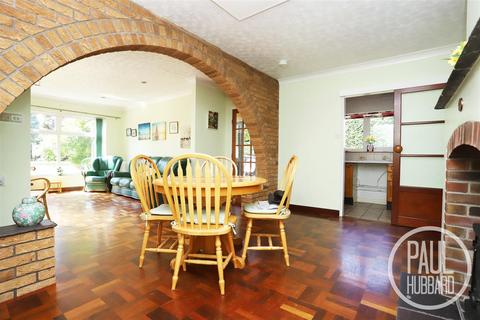 3 bedroom detached bungalow for sale, Willow Road, Pakefield, NR33