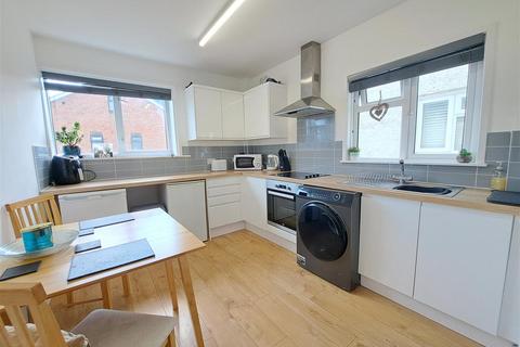 2 bedroom maisonette for sale, Paxton Road, Fareham