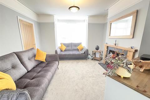 4 bedroom semi-detached house for sale, Langstone Road, Baffins