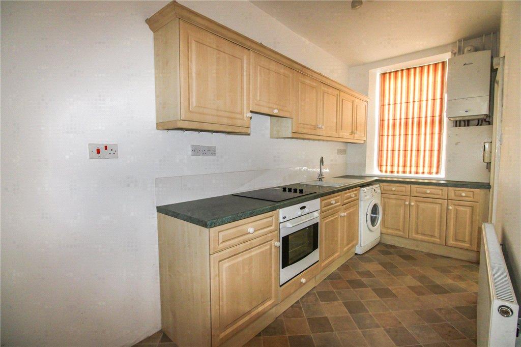 House in Leeds, West Yorkshire - View 3