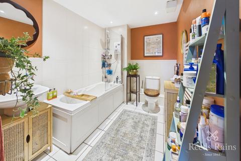 2 bedroom apartment for sale, Sandbach Drive, Cheshire CW9